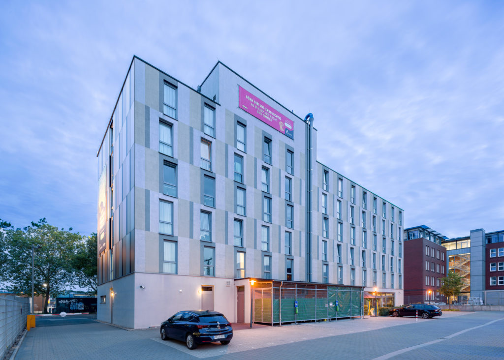 ArtInvest Real Estate Management GmbH & Co. KG_Prizeotel Bremen Art