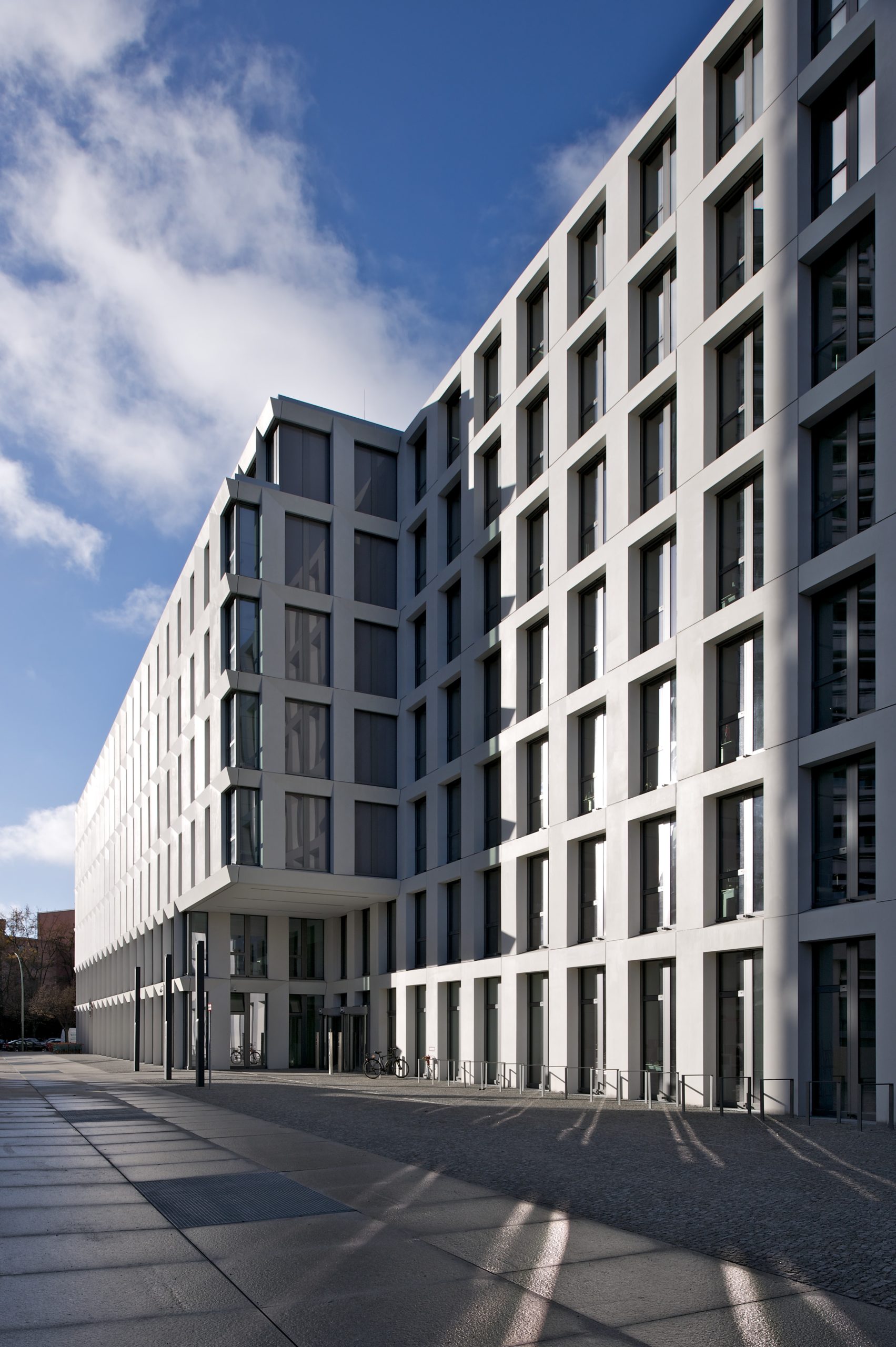 Art Invest Real Estate Deutsche Bank Campus Neubau